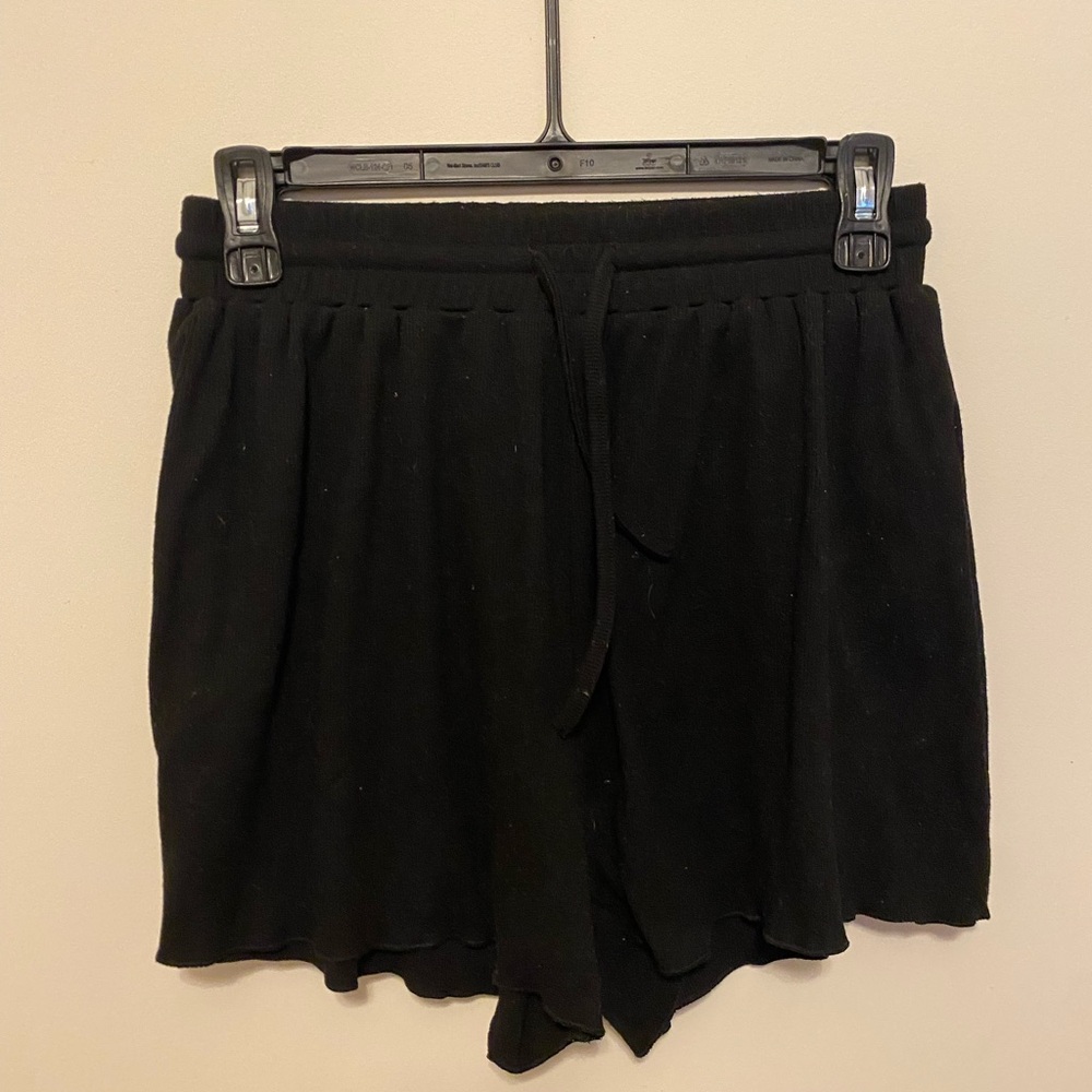 Black flowy Women's Shorts
